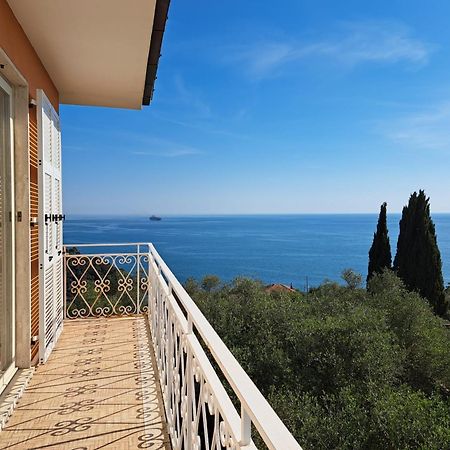 Villa Degli Ulivi - Free Parking Леричи Экстерьер фото