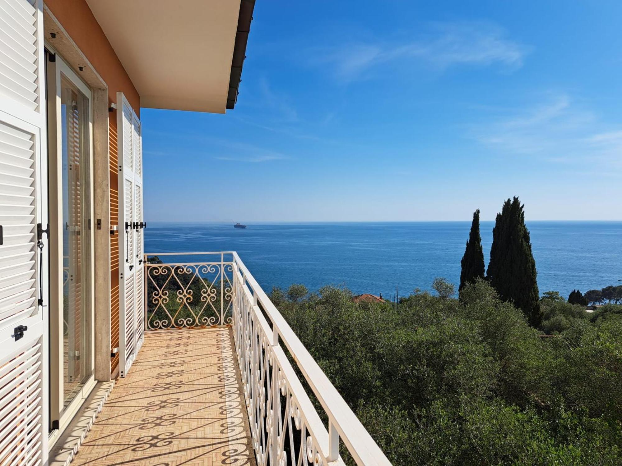 Villa Degli Ulivi - Free Parking Леричи Экстерьер фото