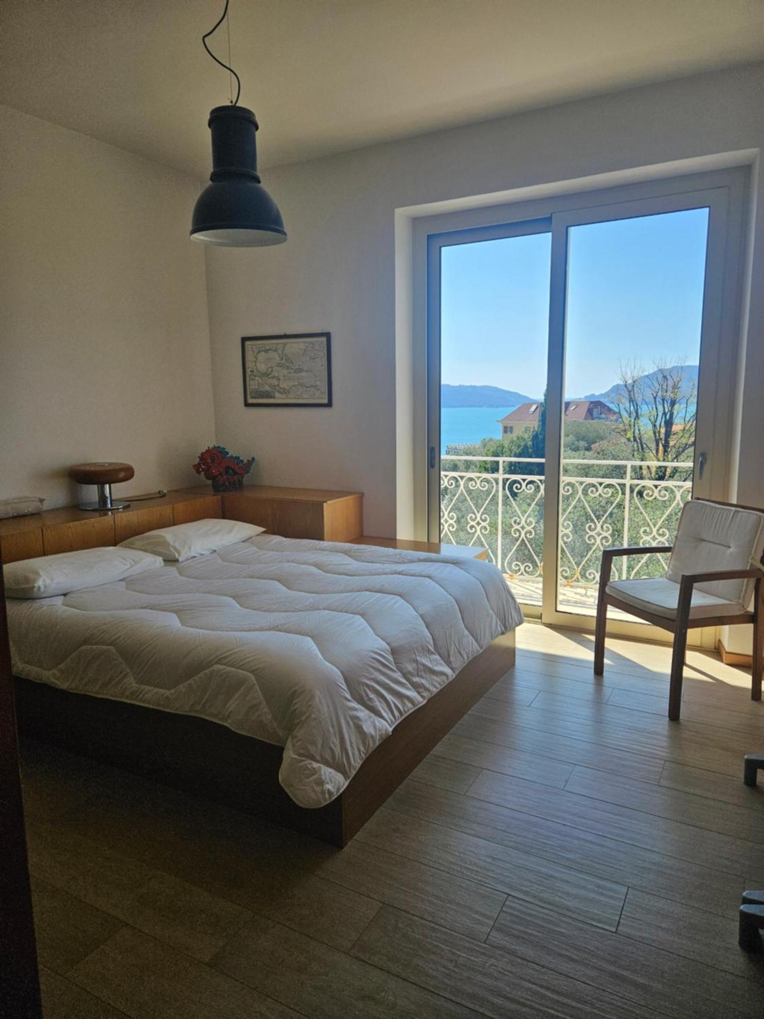 Villa Degli Ulivi - Free Parking Леричи Экстерьер фото