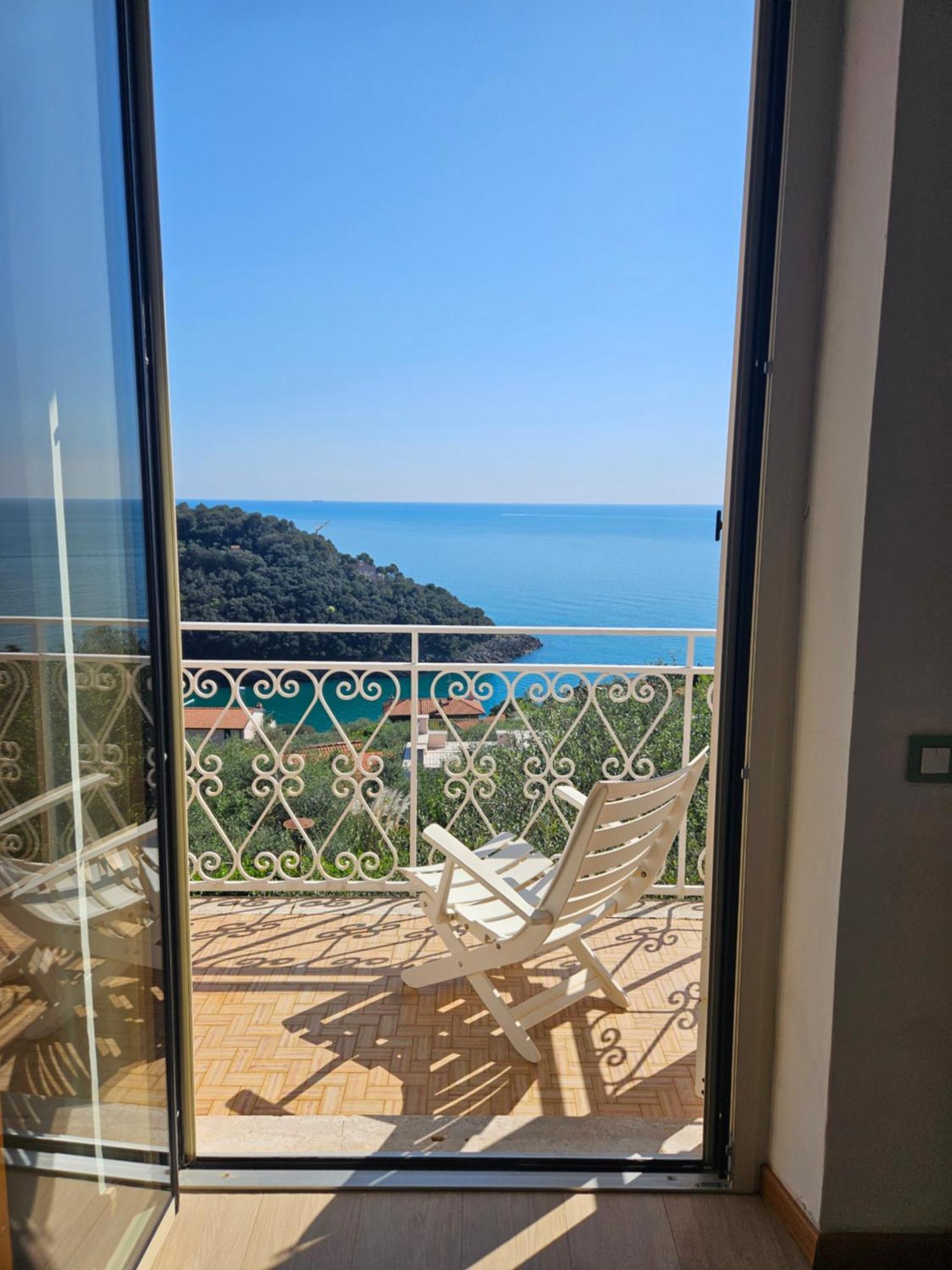 Villa Degli Ulivi - Free Parking Леричи Экстерьер фото