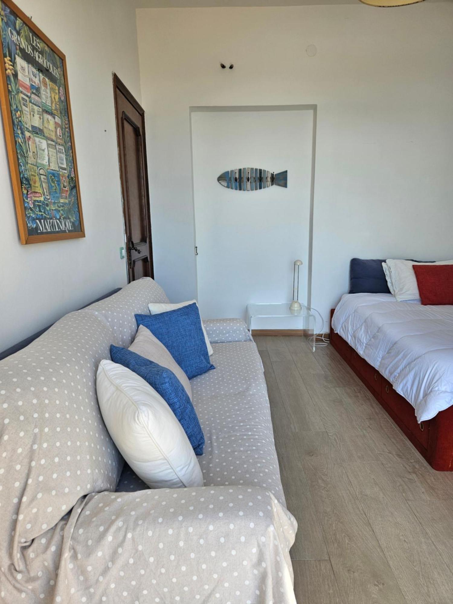 Villa Degli Ulivi - Free Parking Леричи Экстерьер фото