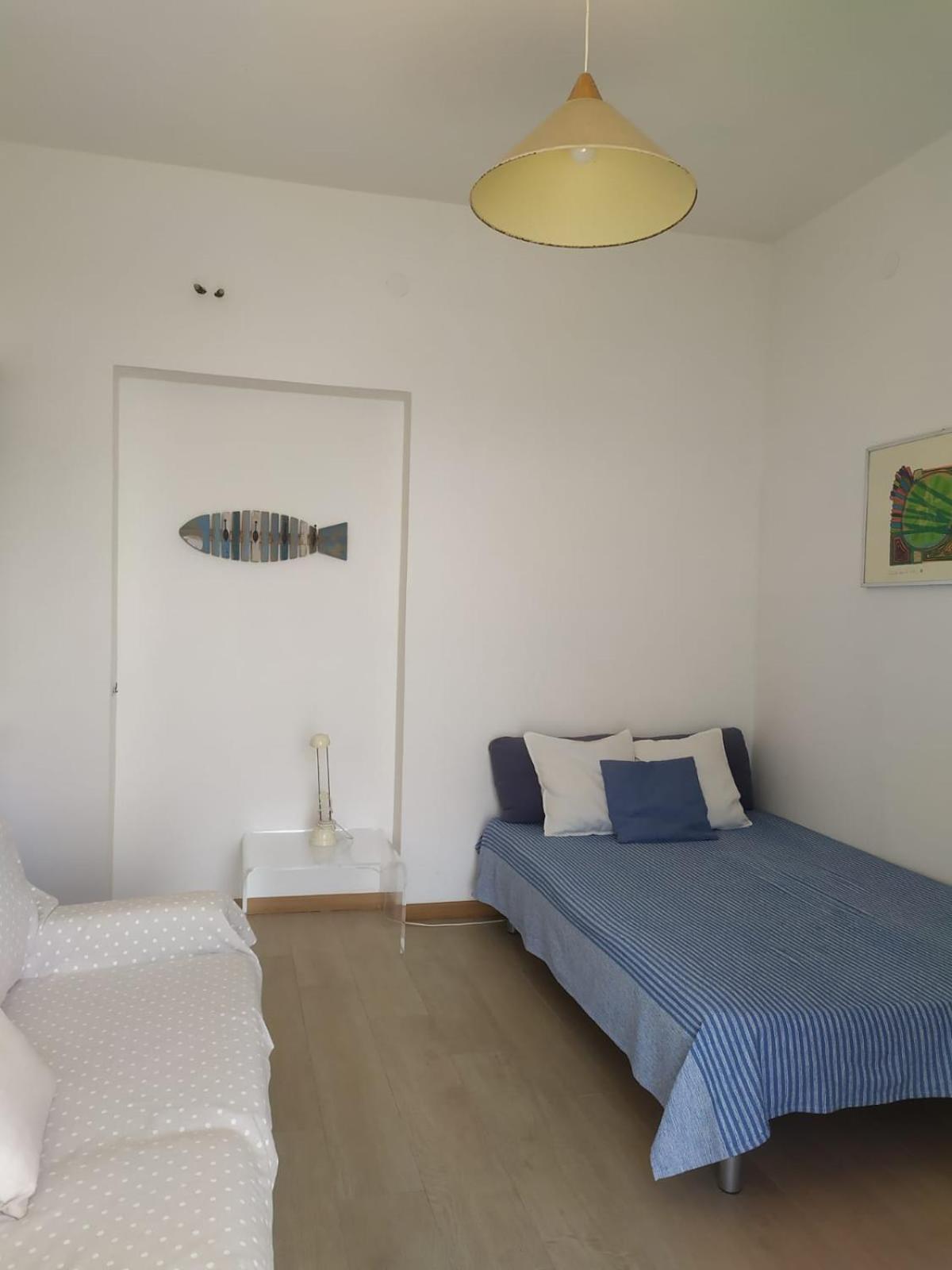 Villa Degli Ulivi - Free Parking Леричи Экстерьер фото
